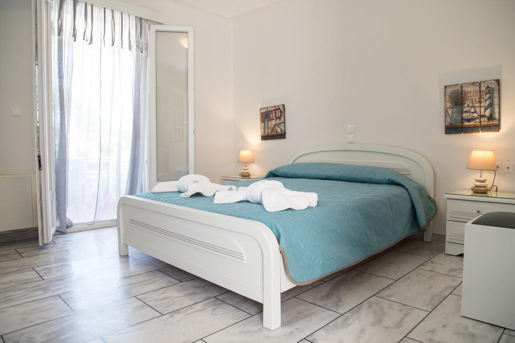 Angeliki Apartments Plaka  Exterior photo
