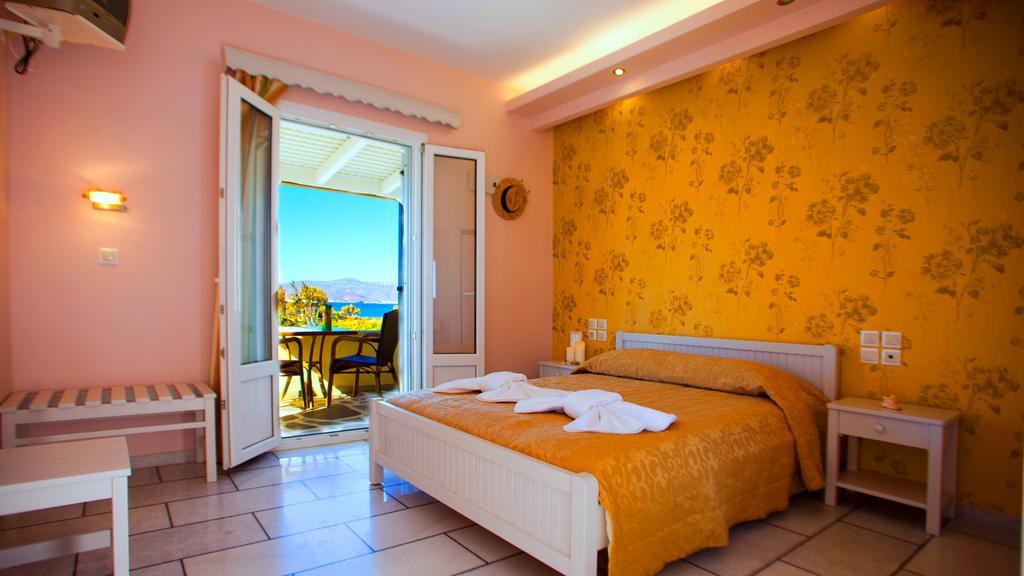 Angeliki Apartments Plaka  Exterior photo